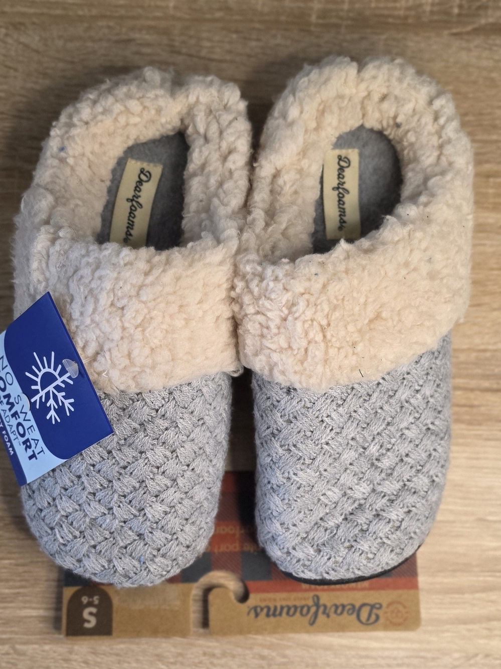 Dearfoams Cream Sherpa-Trim Gray Knit Slippers Small 5-6